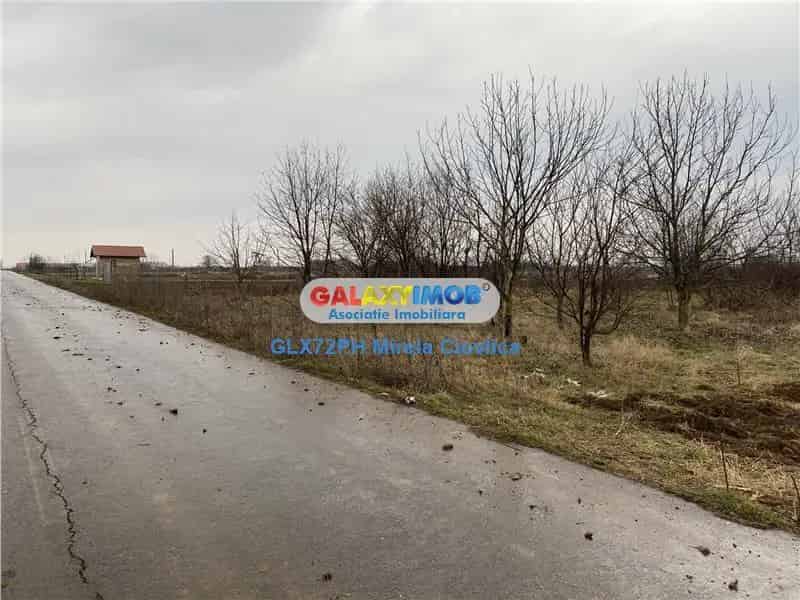 Vanzare teren industrial Baicoi 3400mp