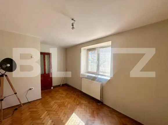 Casa renovabila, 72 mp, zona Sararie,