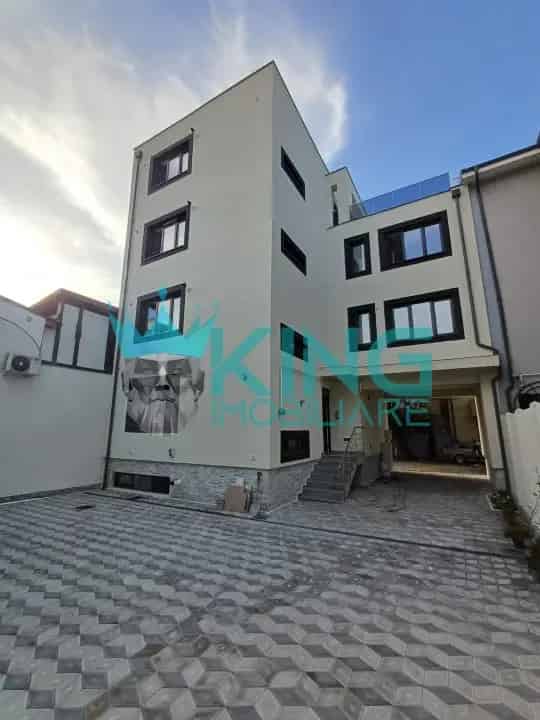 Inchiriere Bloc 4 Apartamente Vitan Mall 400mp 6 Locuri Parcare