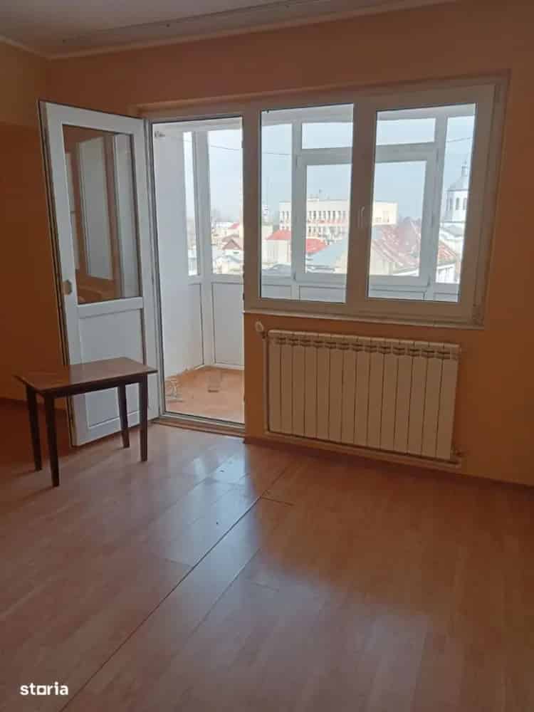 2 camere Piata