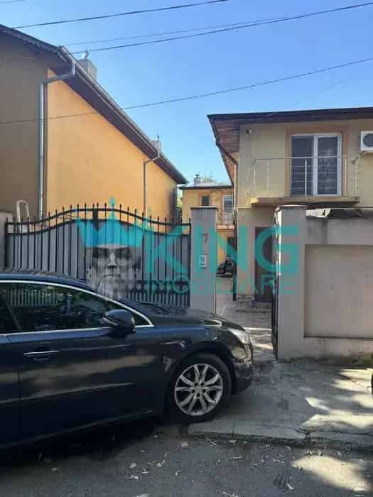 Vilă Lacul Morii 3 Apartamente Curte 105mp