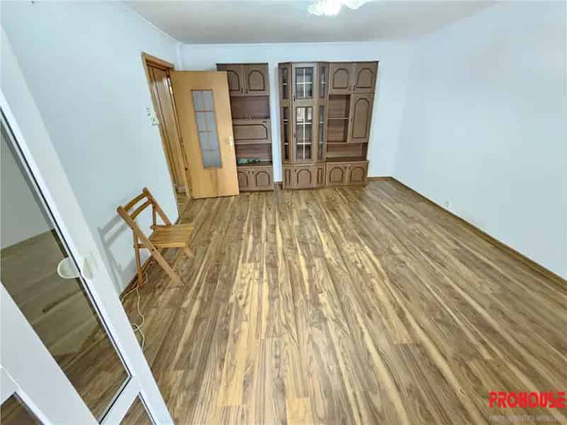 Apartament 4 camere Decebal 117mp