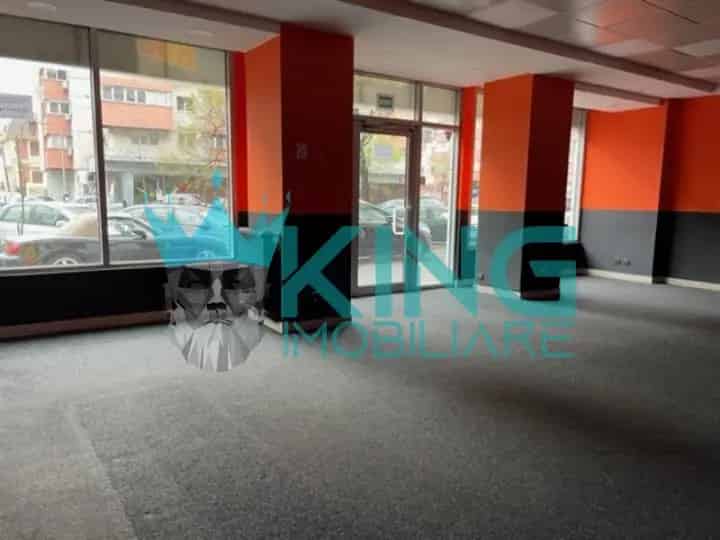 Spatiu Comercial Moșilor 112mp Stradal Vitrina Vad Comercial