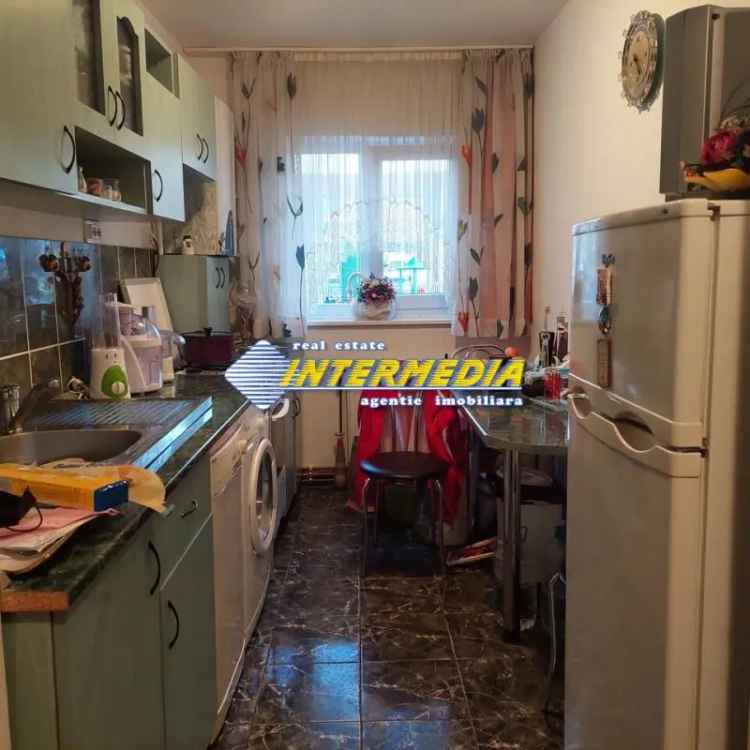 Garsoniera de vanzare in Alba Iulia Cetate decomandata