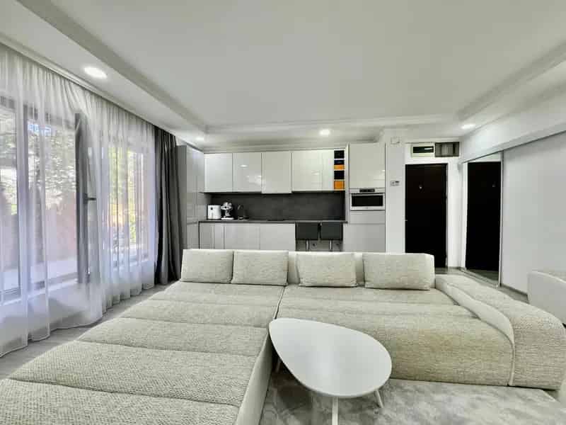Studio Pipera Diamond Residence Mobilat Gata de Locuit