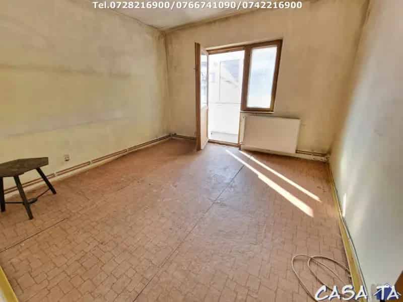 Apartament 3 camere Targu Jiu Strada Corneliu Coposu