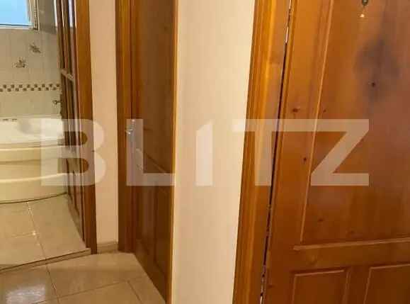 Apartament, 4 camere, zona Orizont