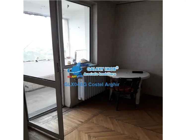 Vand apartament cu 3 camere cf 1 SD  et 10 zona Odobescu