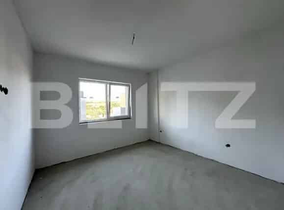 Apartament 2 camere Baciu zona Petrom - Semifinisat