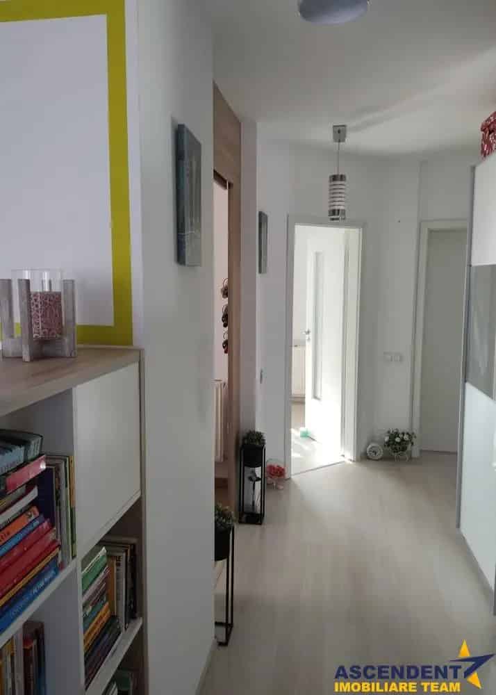 Casa Sanpetru Brasov 70mp Curte 80mp Panorama Munti