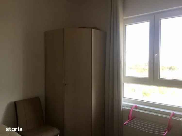 Vanzare apartament 3 camere Adora cu centrala proprie si balcon generos