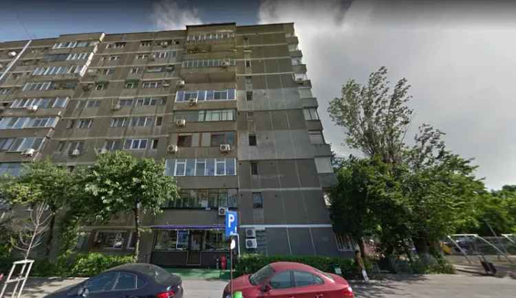 Apartament de vanzare 3 camere in Bucuresti, zona Favorit, etaj 8