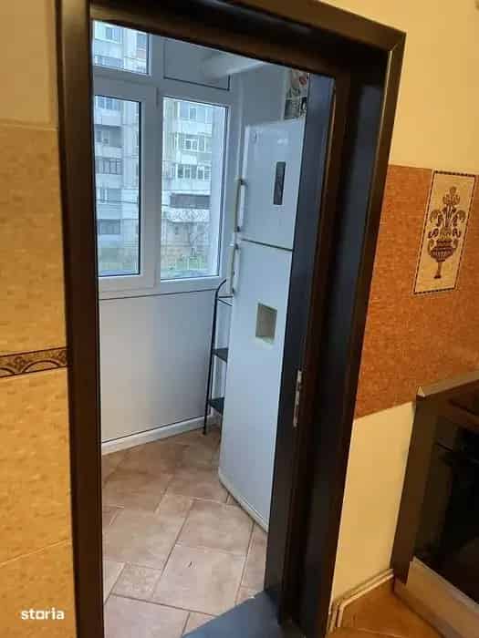 Ap. 3 camere, D, 60mp, 120000euro,  Dacia