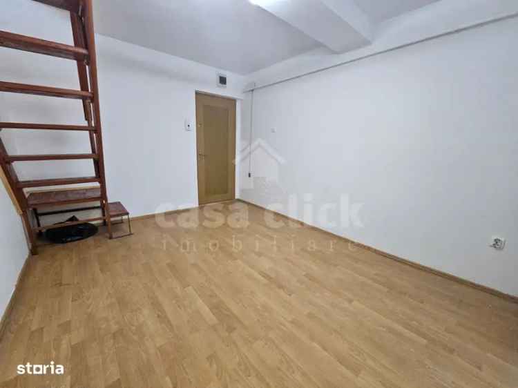 Apartament de vanzare la mansarda in zona Port cu centrala termica