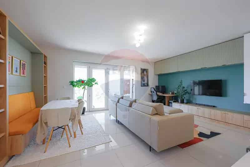 Apartament Modern cu Terasa si Gradina Panoramica Oradea