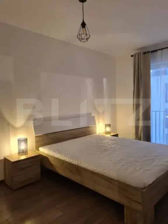 Apartament cu 2 camere open-space, 53 mp + balcon 6 mp, zona