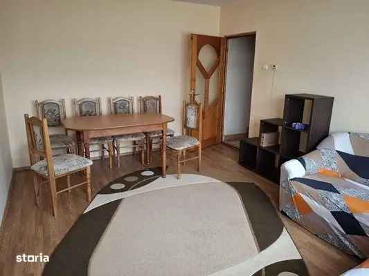 Apartament de vanzare 2 camere zona Bd Bucuresti