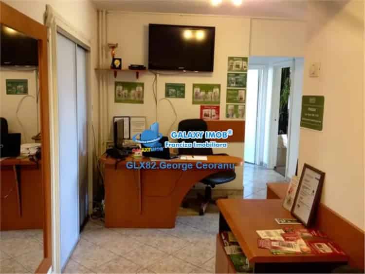 Inchiriere apartamente 4 camere mobilat office Piata Unirii