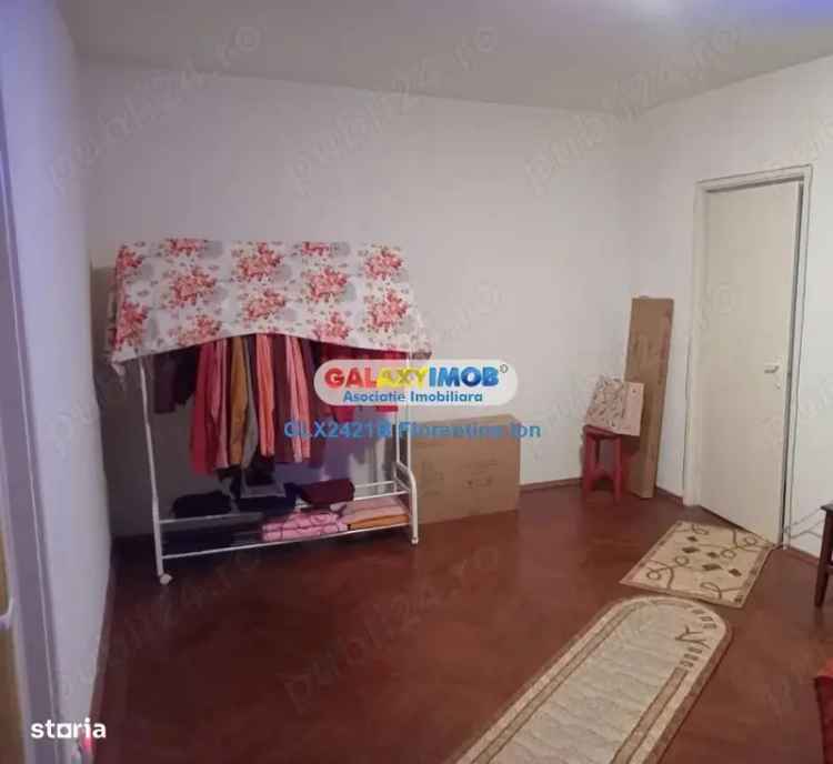 Apartament de vânzare 2 camere Grivita cu balcon etaj 3