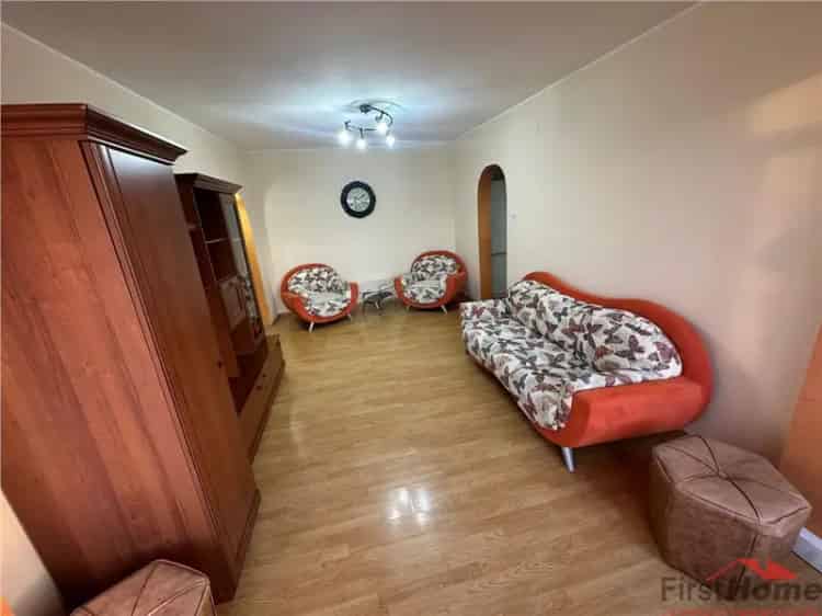 Apartament 3 camere Sud Mausoleu 57mp Etaj 44