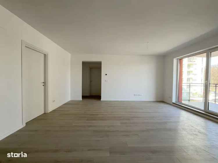 Apartament de vânzare cu 3 camere și vedere spre Pădurea Verde