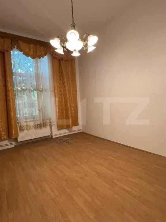 Vanzare apartament 2 camere central cu dotari moderne