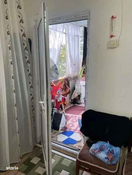 Vanzare apartament 3 camere decomandat in zona linistita