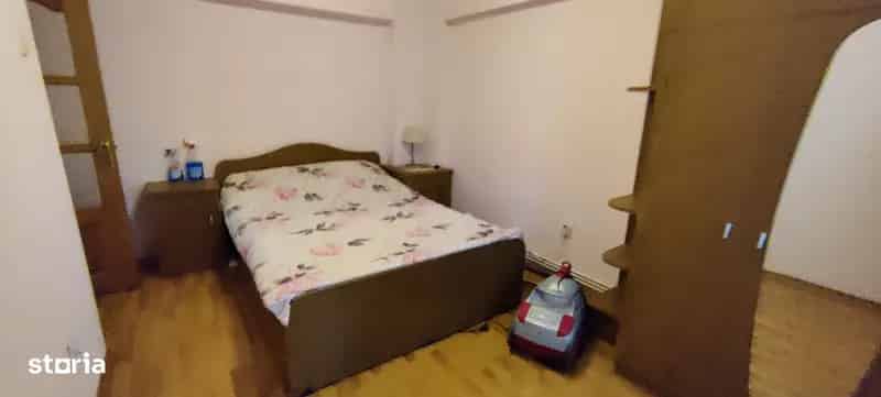 Apartament 3 camere decomandat Esplanada Costache Negri