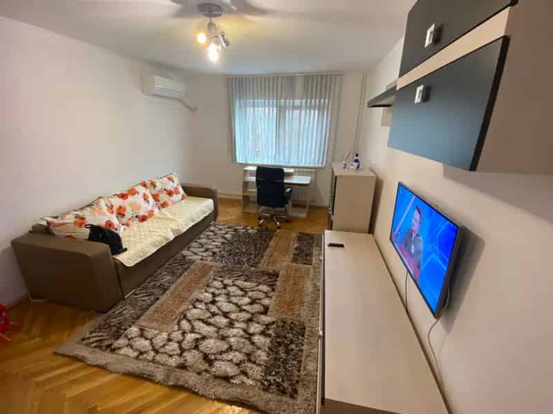 Apartament 2 Camere Casa de Cultura Renovata Mobilat Utilat Parcare Centrala