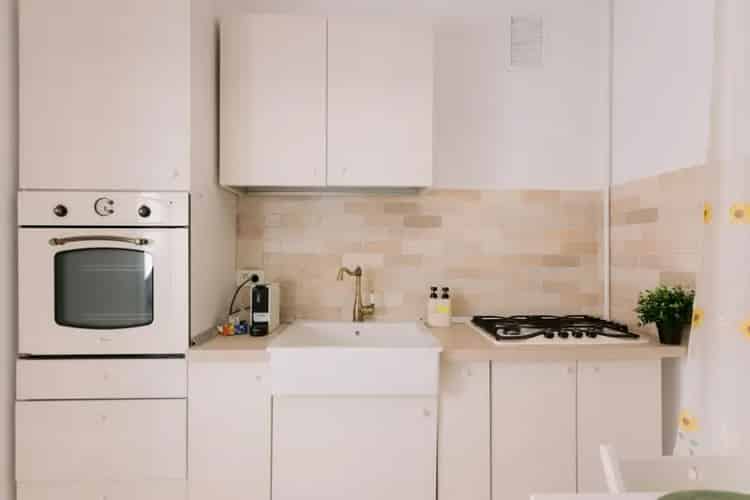 Apartament Ultracentral Langa Universitate Metrou STB