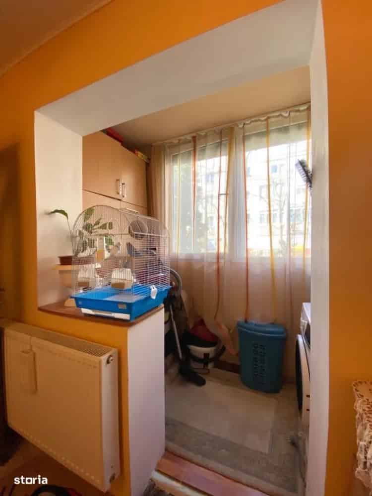 Apartament două camere. PARTER. Str. Războieni Cantemir - Velența.