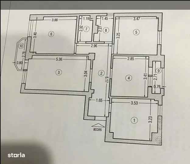 Apartament de vânzare 4 camere în zona Far cu balcon și lift