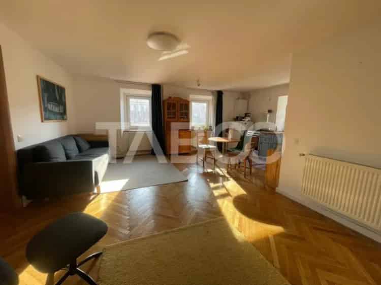 Apartament de vanzare 3 camere decomandat in zona Orasul de Jos Sibiu