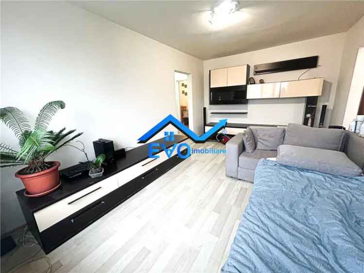 Apartament de vanzare 3 camere Alexandru cel Bun cu aer conditionat si lift