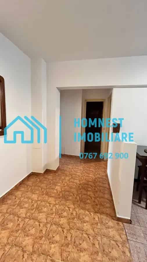 Splaiul Unirii nr. 45, Camera de Comert, apartament 3 camere