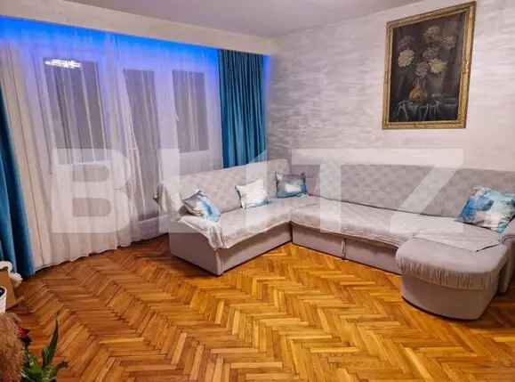 Apartament de 3 camere, decomandat, 75 mp, zona Piata Magnoliei