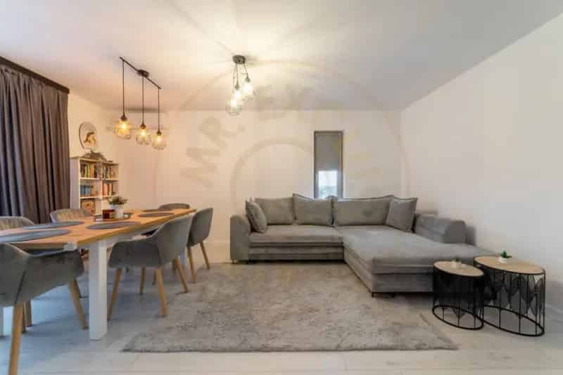 Apartament 3 camere modern Pitesti Vivo Mall