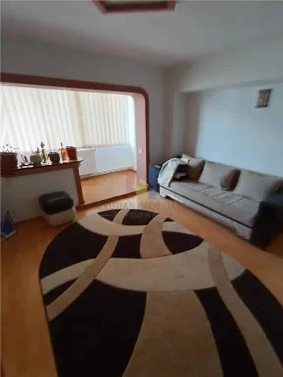 Apartament 3 camere mobilat utilat Buzaului Etaj 3