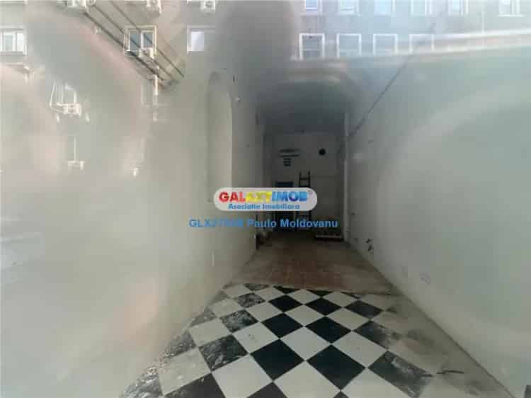 Spatiu Comercial de Inchiriat Zona Universitate - Intercontinental