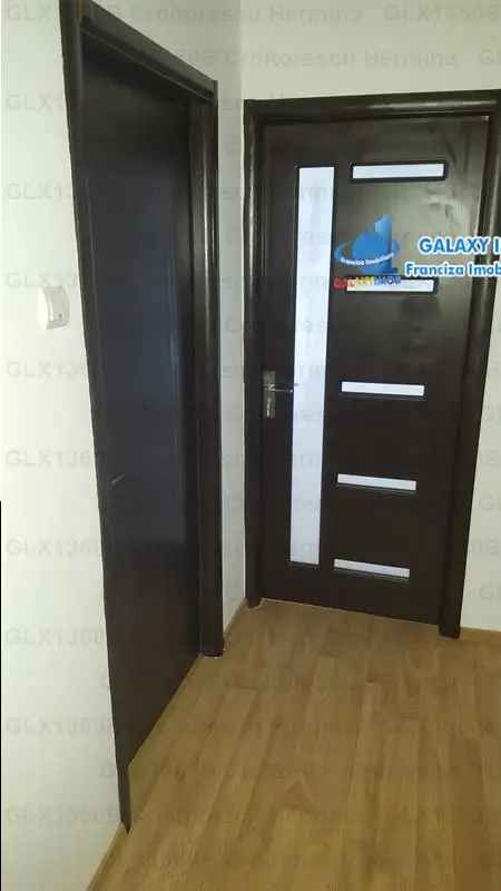 Vanzare apartament 3 camere Giurgiului