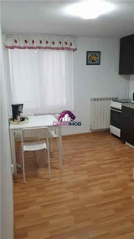 Apartament de inchiriat