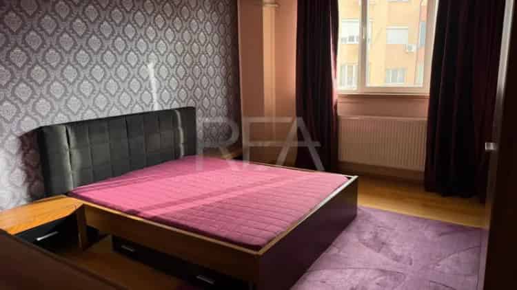 Vanzare apartamente duplex 3 camere cu parcare pe Raul Doamnei