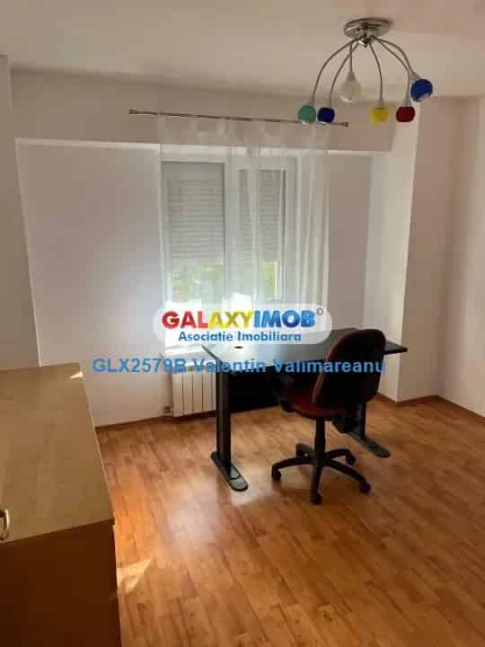 Inchiriere apartament 3 camere foreigners friendly Nerva Traian