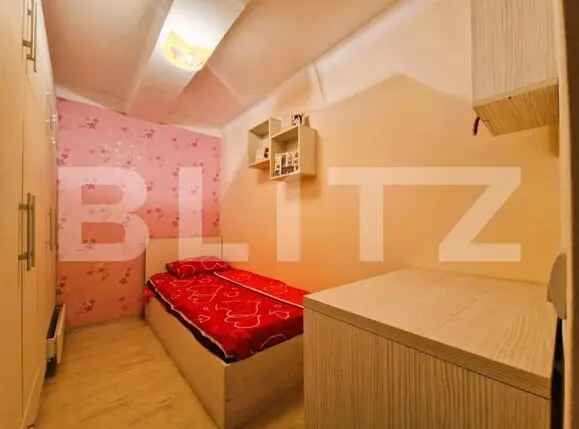 Vanzare apartament 3 camere in zona Penny cu balcon