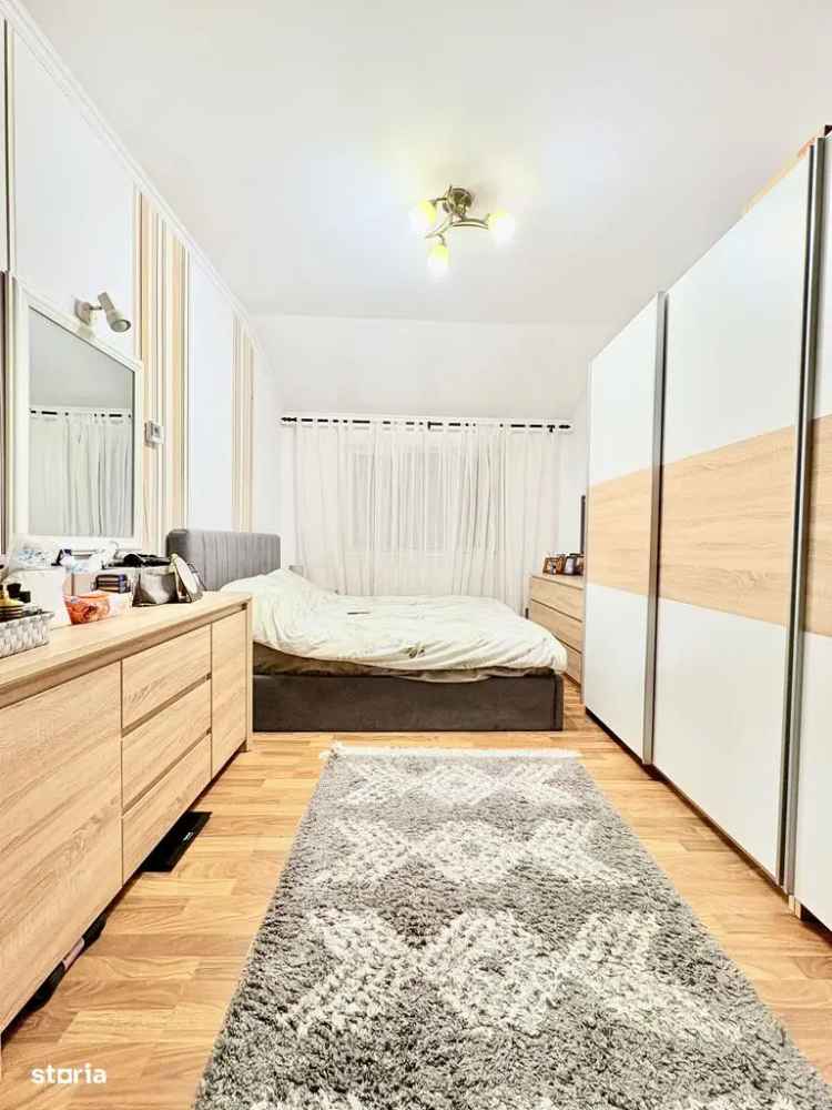 Apartament de vânzare 2 camere cu centrală proprie și aer condiționat