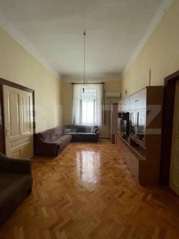 Apartament de vânzare Satu Mare 2 camere lângă Turnul Pompierilor