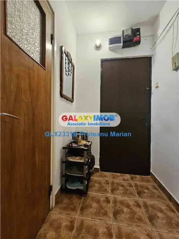 Apartament 2 Camere Romancierii - Renovata - Aproape de metrou