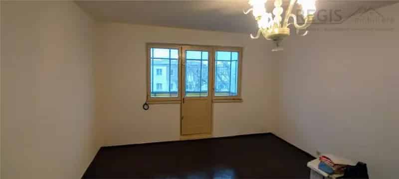 Apartament 3 camere Micro 14 de vanzare