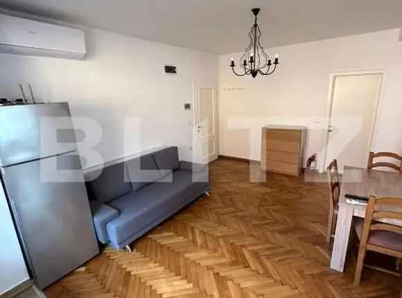 Inchiriere apartamente 3 camere zona Centrala totul nou