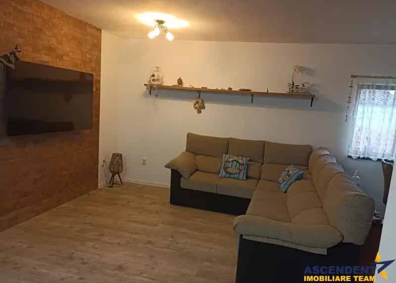 Casa 3 Dormitoare Tarlungeni 400mp